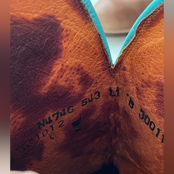 Lucchese Women’s 11 Cognac Leather Teal Stitch Studded Pointed Toe Cowgirl Boots - Picture 12 of 12